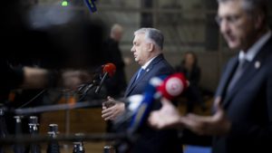 Orbán Viktor: Ha ez bekövetkezik, mélyen a zsebükbe kell nyúlni a családoknak