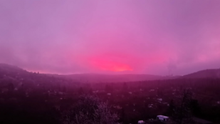 Ritka rózsaszín köd lepte el Magyarországot, azonnal találgatások indultak, mi okozta