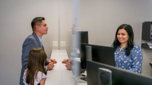 Pénzügyi nevelés már gyerekkorban: a bankok már a legfiatalabbra is céloznak