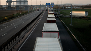 Megszólalt a minisztérium: Van megállapodás a fuvarozókkal