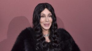 Összecsaptak a hullámok Cher felett, komoly vádakkal illetik