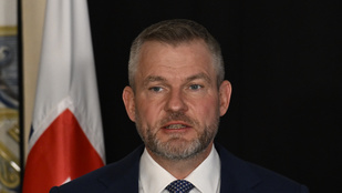 A szlovák elnök is belerúgott egyet a magyarokba: büntetendő lesz a magyarságot kisemmiző törvény bírálata