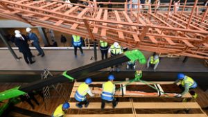 A látogatók szeme láttára éled újjá a 4600 éves királyi hajó