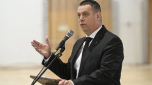 A képviselők 12 millió forint jutalmat szavaztak meg Vecsés fideszes polgármesterének