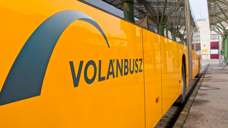 Hegyi Zsolt szerint a Volán flottafiatalítása rendben zajlik, úgyhogy jöhet a MÁV