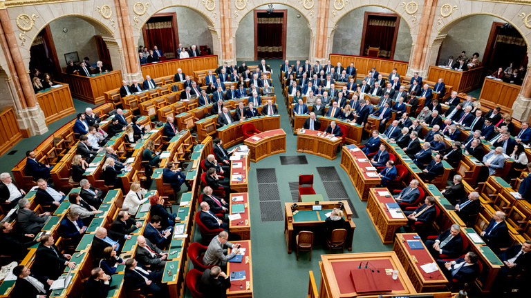 Erről semmiképpen sem érdemes lemaradni, jó mélyen belenézünk Orbán Viktorék pénztárcájába