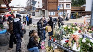 „Láttuk a tüzet, azt hittük, vicc” – egy édesanya 30 órája keresi a svájci tragédia után eltűnt gyermekét