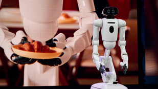Reggelit csinál és a mosogatógépet is kipakolja helyettünk az LG robotja