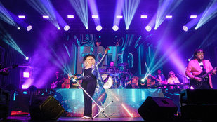 Az időjárás sem állíthatja meg a Neoton szuperkoncertjét