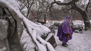 Életbe lépett a vörös kód, a lakások néha veszélyesebbek, mint az utcák