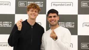 Néhány órával szöuli gálameccsük után Carlos Alcaraz és Jannik Sinner megérkezett Melbourne-be