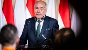 Ennyibe kerülhetett naponta Sulyok Tamás párizsi lakosztálya