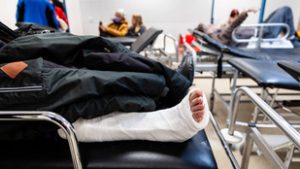 Kiadták a figyelmeztetést, drámai küzdelem folyik a kórházakban – bejártuk a sürgősségi osztályokat