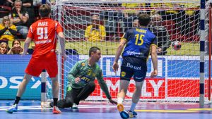 Íme a vitatott eset, amire videózás után sem fújtak magyar büntetőt a játékvezetők