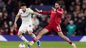 Szoboszlai beérte Gerrardot, a Liverpool valódi gálával biztosította a helyét a nyolcaddöntőben