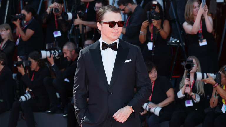 Paul Dano megtörte a csendet Tarantino éles kritikája után