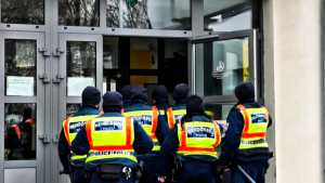 Megszólalt a rendőrség a bombariadókról, közölték az ellenőrzések eredményét