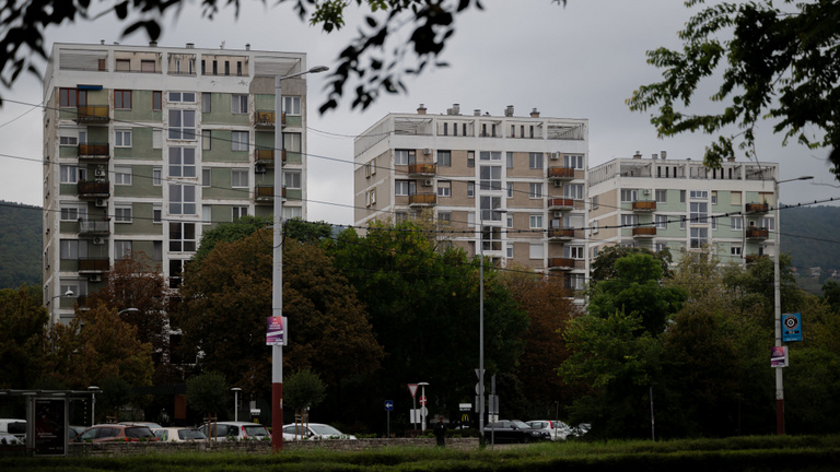 Lakásroham indult Magyarországon, már látszik az árplafon hatása