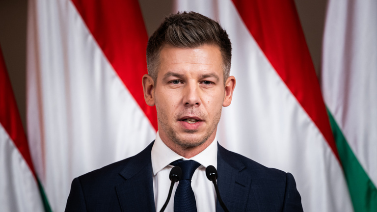 Feljelentést tettek Magyar Péter videója miatt kábítószer birtoklásának gyanújával