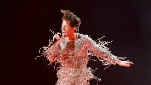 Négy mellbimbóval született, és bezsebelt három Grammy-díjat is