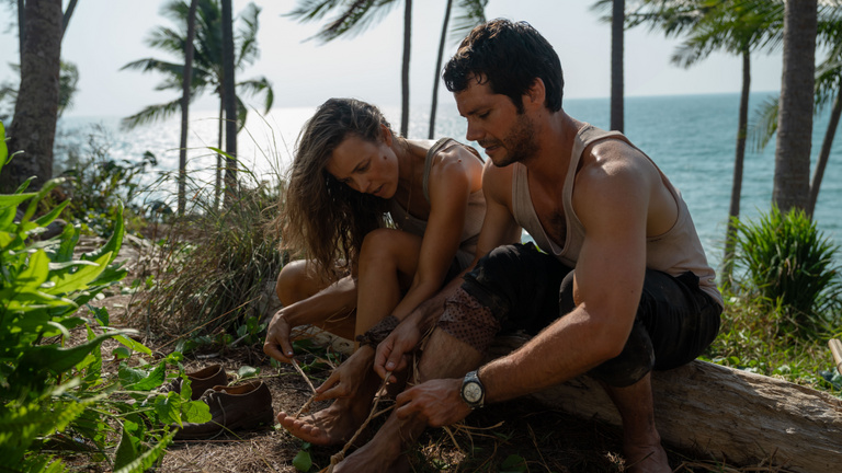 Nincs annál nagyobb horror, mint lakatlan szigeten ragadni a főnökünkkel