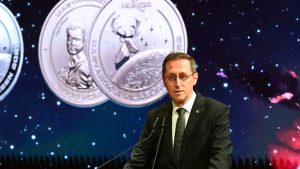 Eltűnt Kabala, a jegybankelnök lova