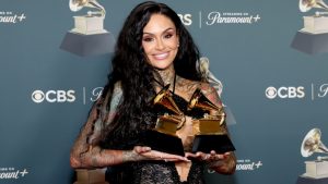 Drogfüggők gyermekeként jutott az ígéret földjére, ma a lábai előtt hever a zeneipar