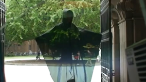 Még nem járunk láthatatlanná tévő köpenyben, de nem vagyunk messze tőle