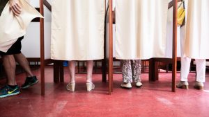 21 Kutatóközpont: nőtt a Tisza és a Fidesz támogatottsága is, a különbség azonban még mindig jelentős