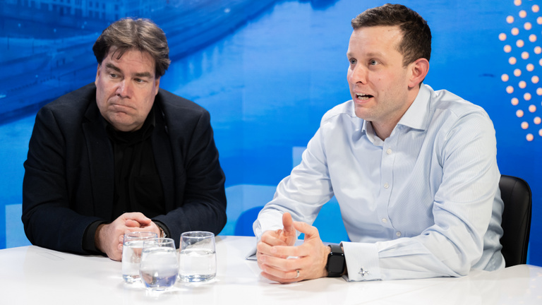 Nagyot bukhatnak az autósok a kátyúk miatt, érdemes rendőrt hívni