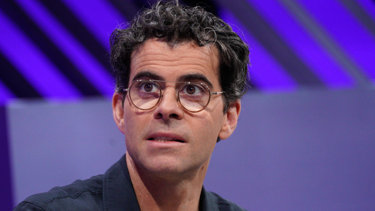 A Meta szerint nem létezik közösségi média-függőség